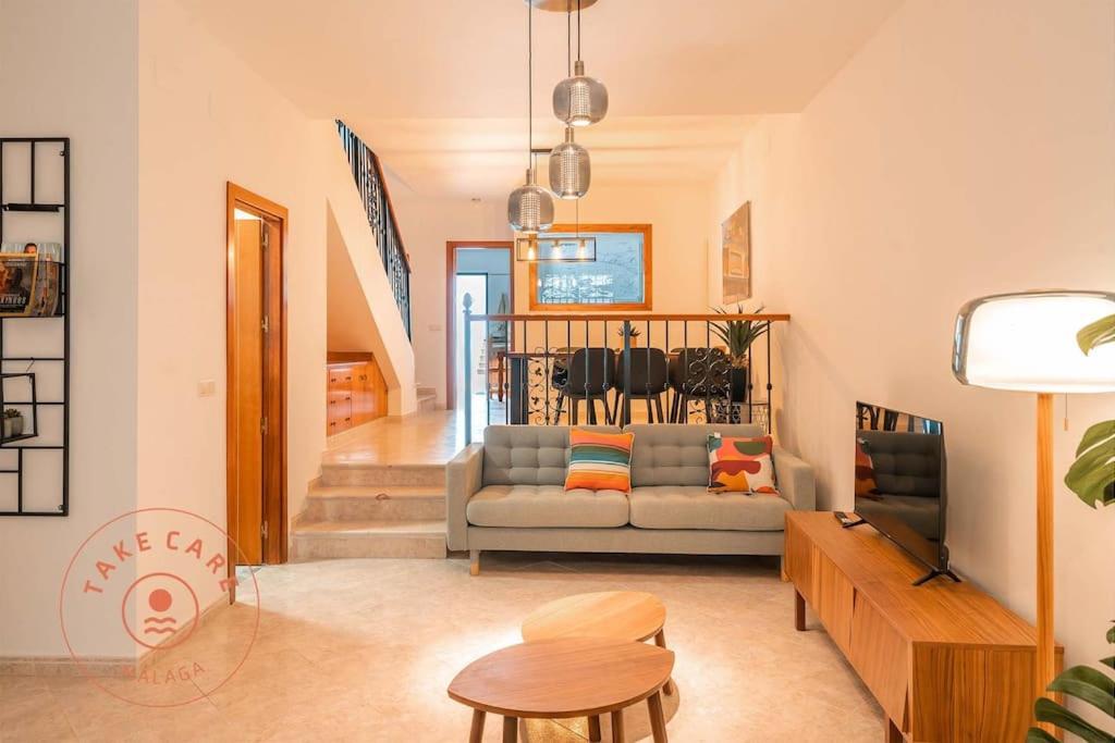 Spacious Home With Lovely Garden - Tcm Rincón de la Victoria Exterior photo