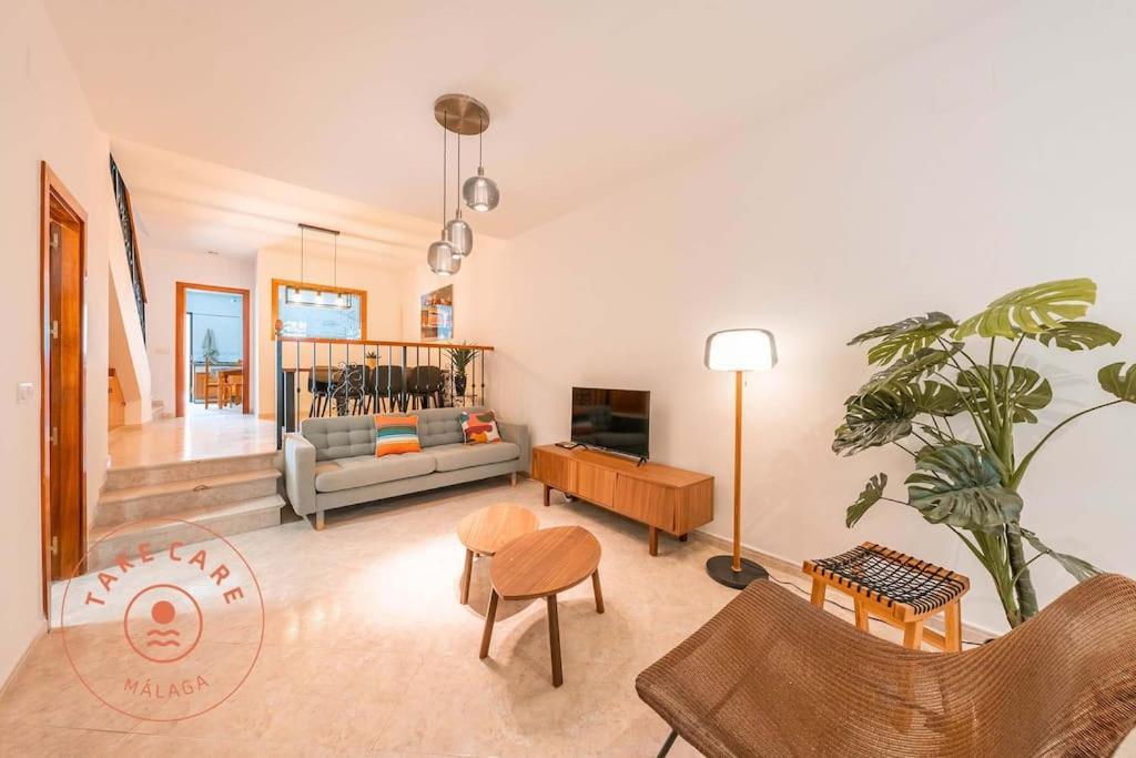 Spacious Home With Lovely Garden - Tcm Rincón de la Victoria Exterior photo